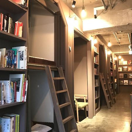 Хостел Book Tea Bed Ginza Токіо Екстер'єр фото