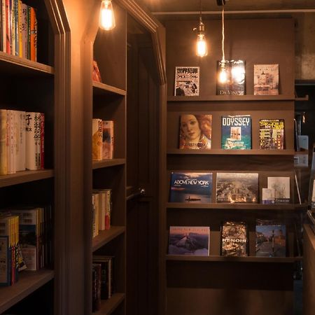 Хостел Book Tea Bed Ginza Токіо Екстер'єр фото