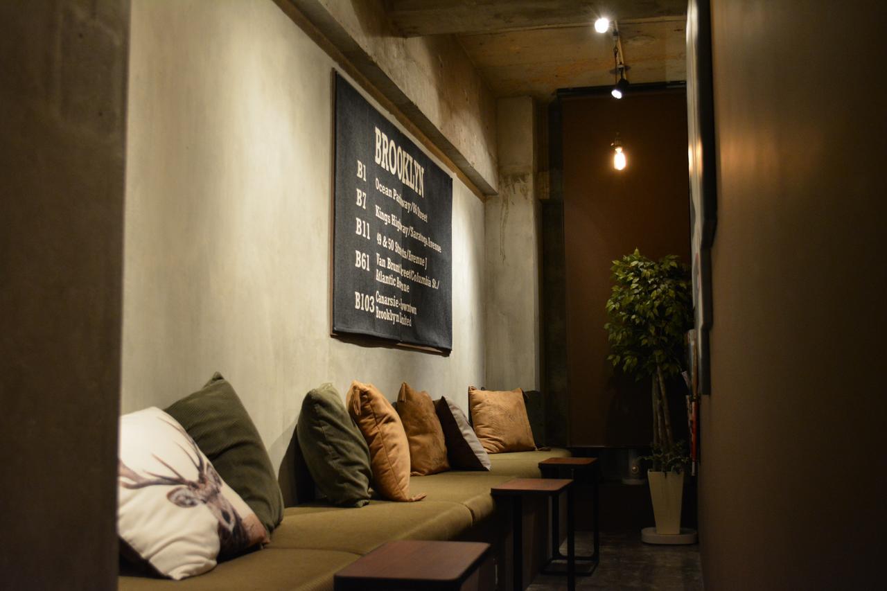 Хостел Book Tea Bed Ginza Токіо Екстер'єр фото