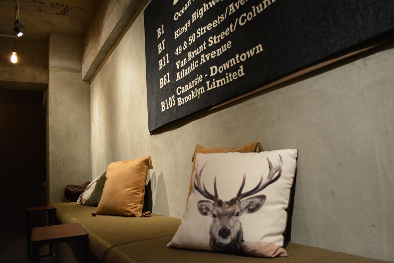 Хостел Book Tea Bed Ginza Токіо Екстер'єр фото